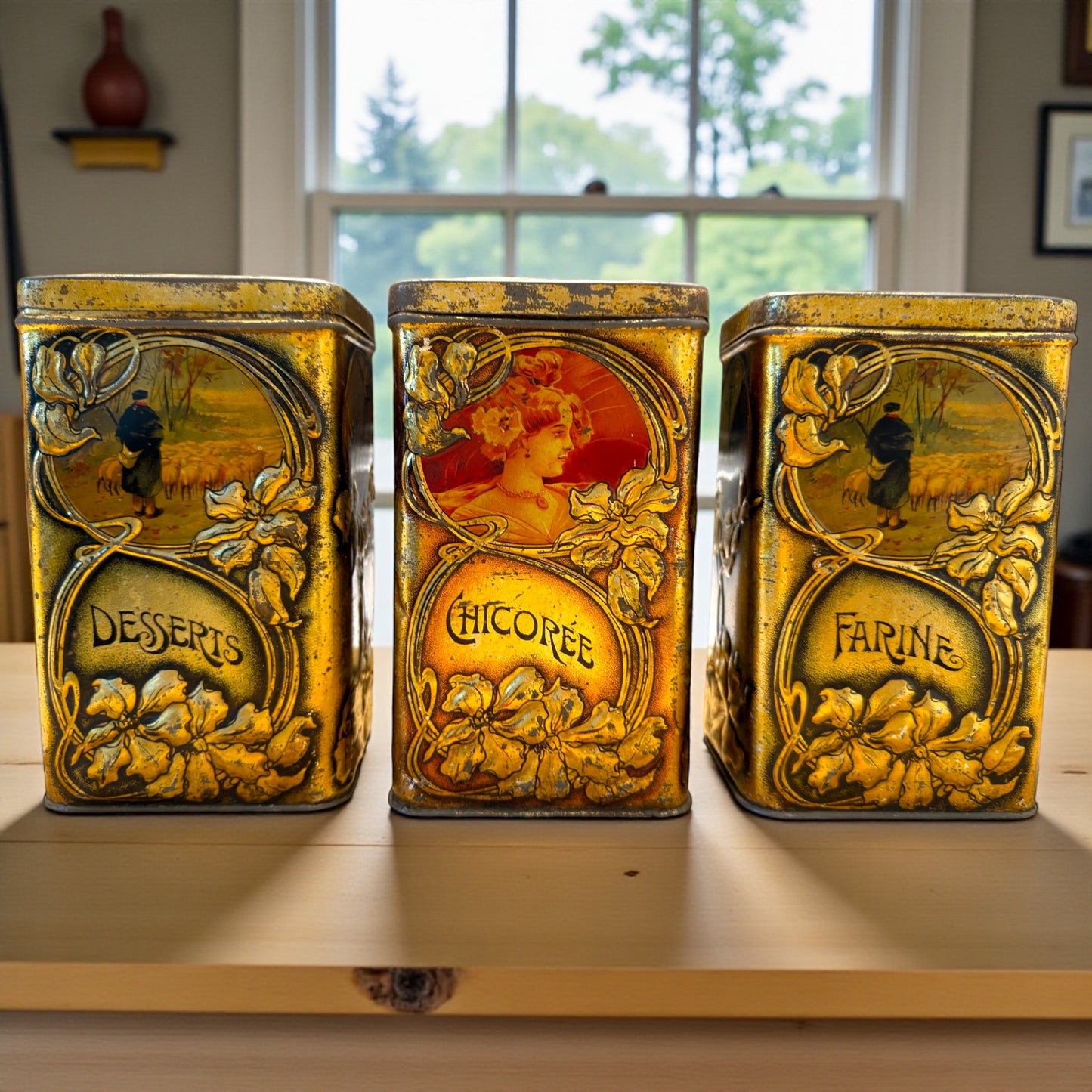 Set n. 3 antiche scatole di latta Leroux Cambrai rarissime art Nouveau per cicoria, dolci e farina.