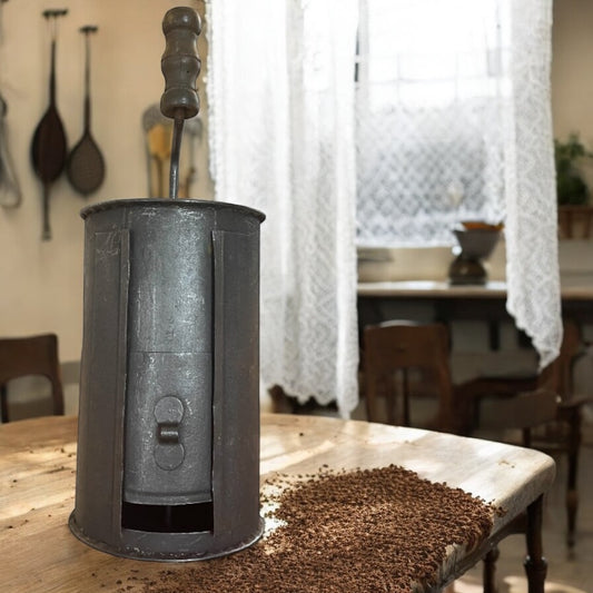 Antico tosta caffè da camino o stufa