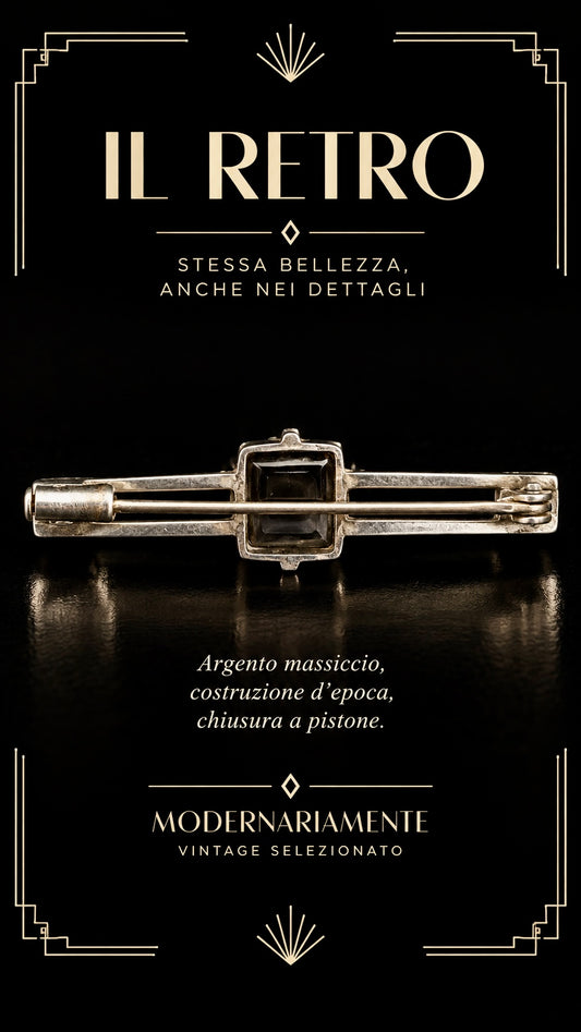 Gioiello art déco spilla in argento punzonato con ematite sfaccettata e marcasiti, anni ‘20-‘30