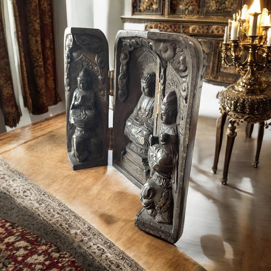 Antico Altare buddista da viaggio, trittico primo novecento