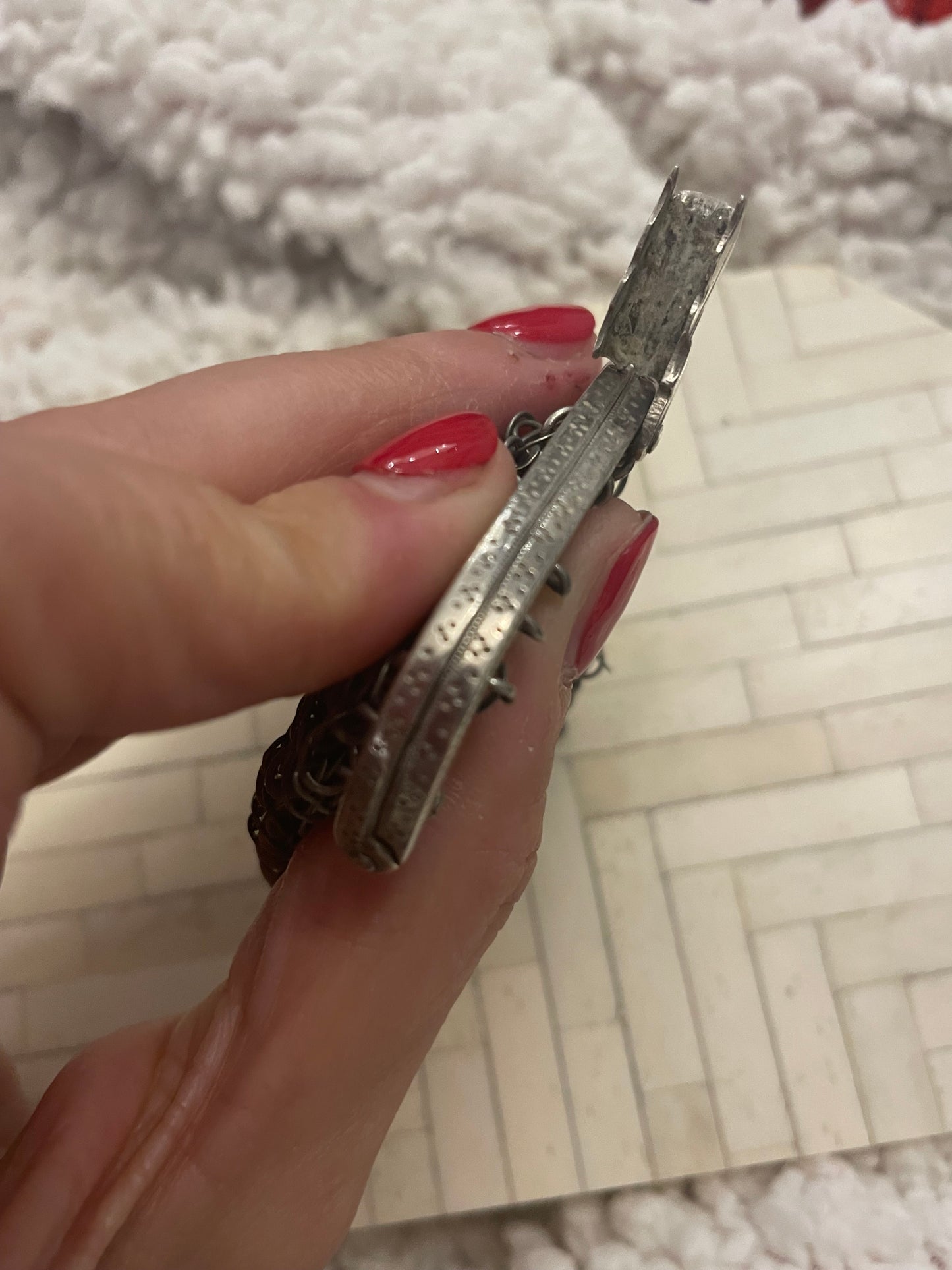 Porta monete in argento fine ‘800 - primo ‘900, finemente inciso, doppio scomparto