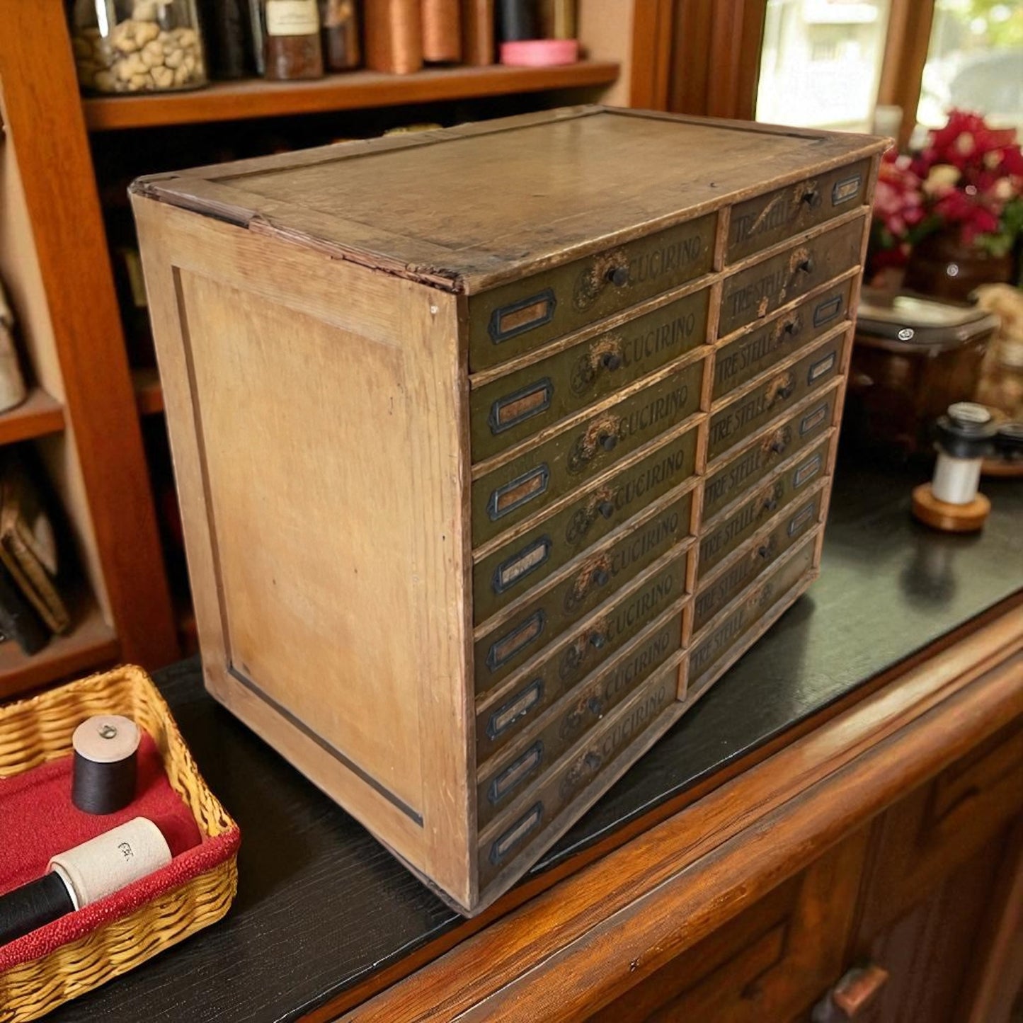 Grande cassettiera mobile merceria Cucirino Tre Stelle anni ‘30