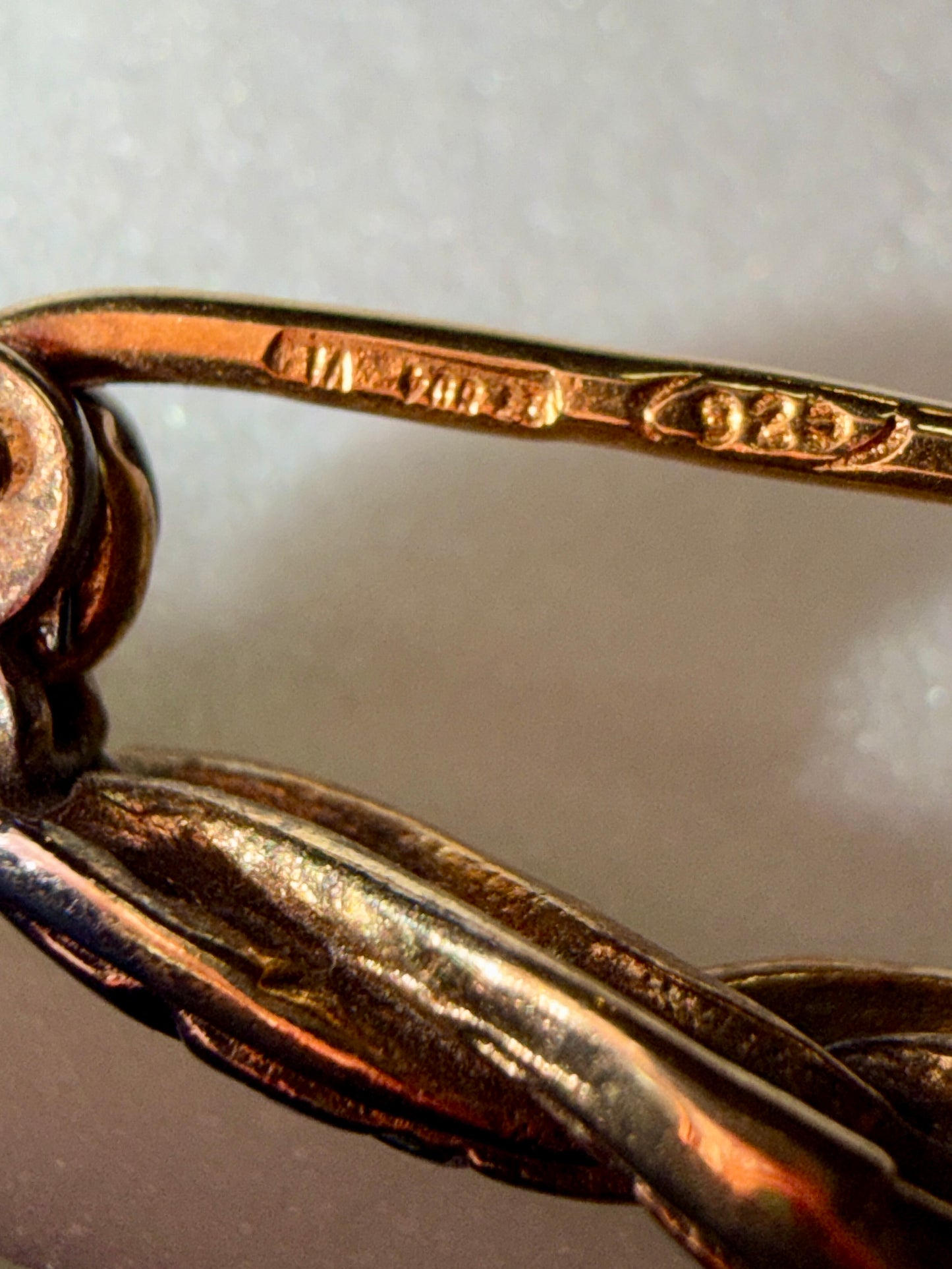 Spilla argento 925 con due serpenti intrecciati e pietra centrale, italiana, punz. Arezzo