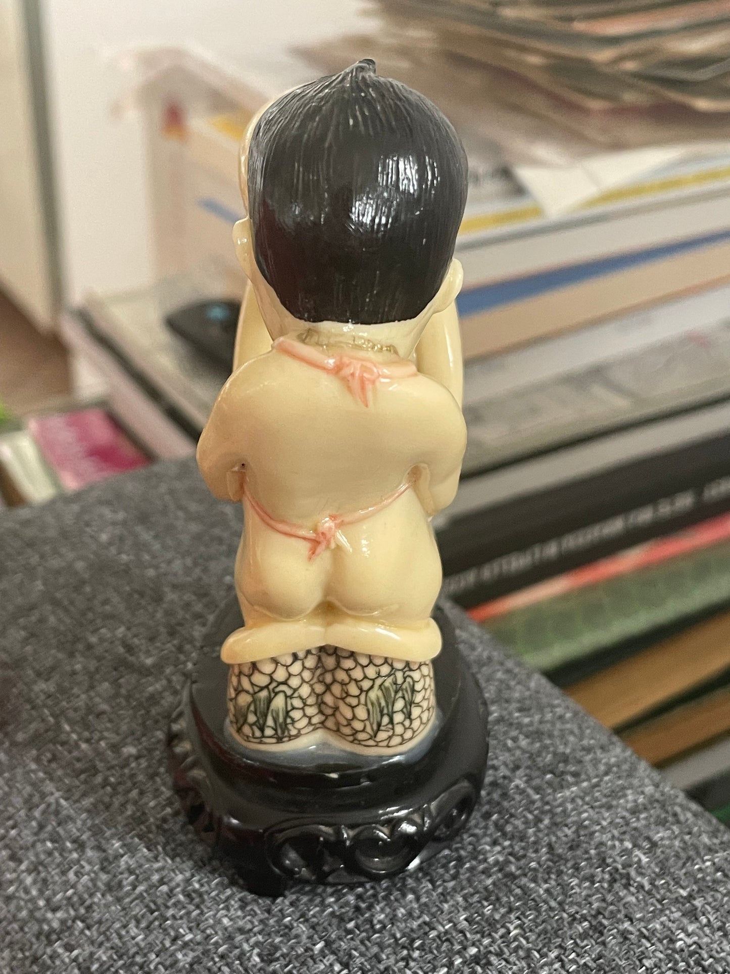 Scultura di bambini Hehe Erxian (和合二仙) in avoriolina – prima metà del Novecento
