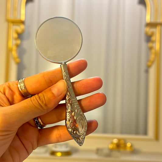 Coppia di lenti da scrittoio, rame argentato e vetro, ca anni ‘50