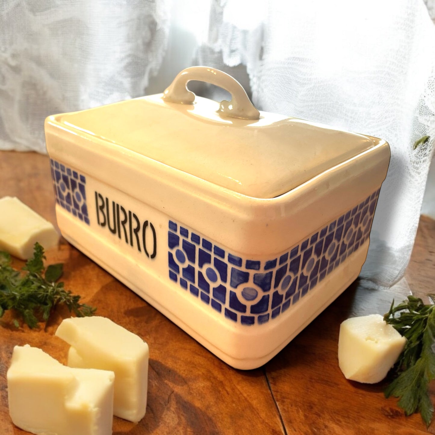 Porta burro da tavola in ceramica, Art déco, ca anni ‘20 - ‘30