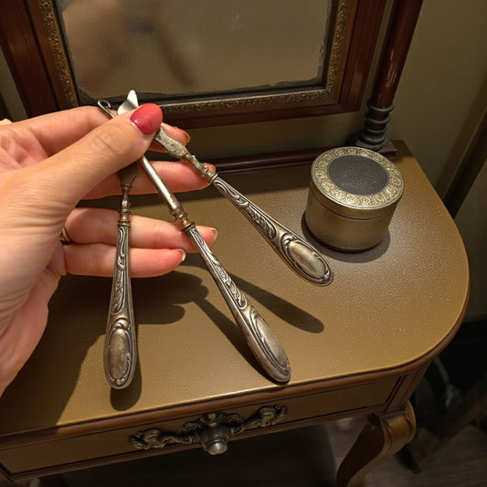 Set femminile Liberty con manico in argento ottocento