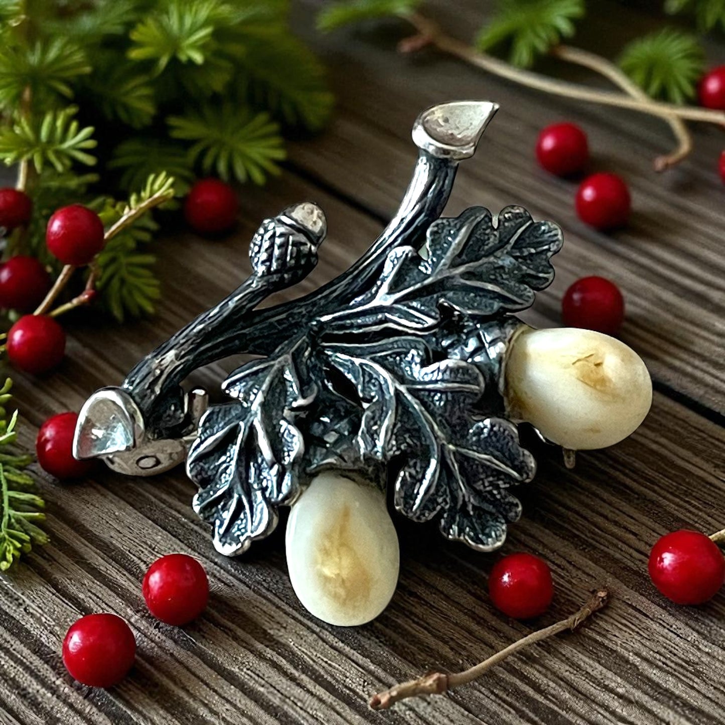 Spilla in argento massiccio con canini di cervo, alpina, tradizione Grandelschmuck