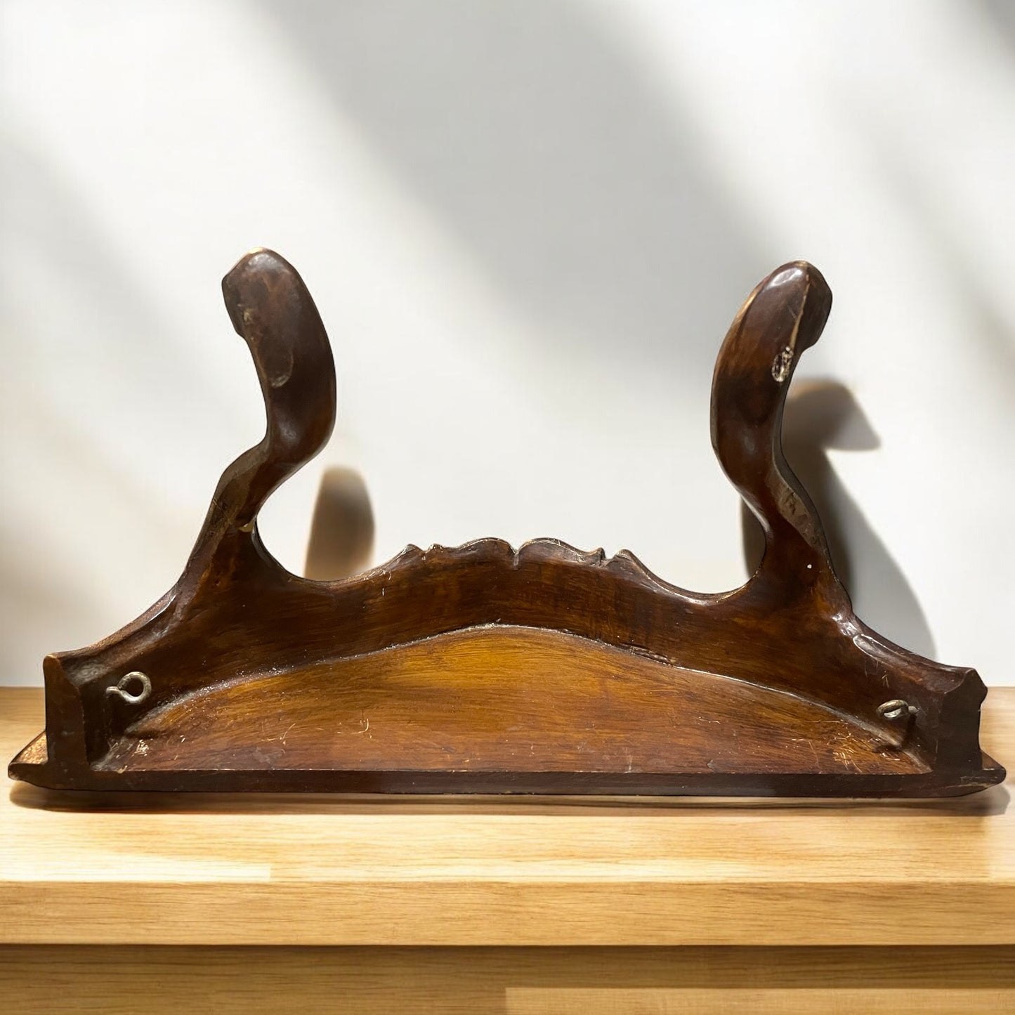 Mensola piccola console da parete, resina, anni ‘60 ca
