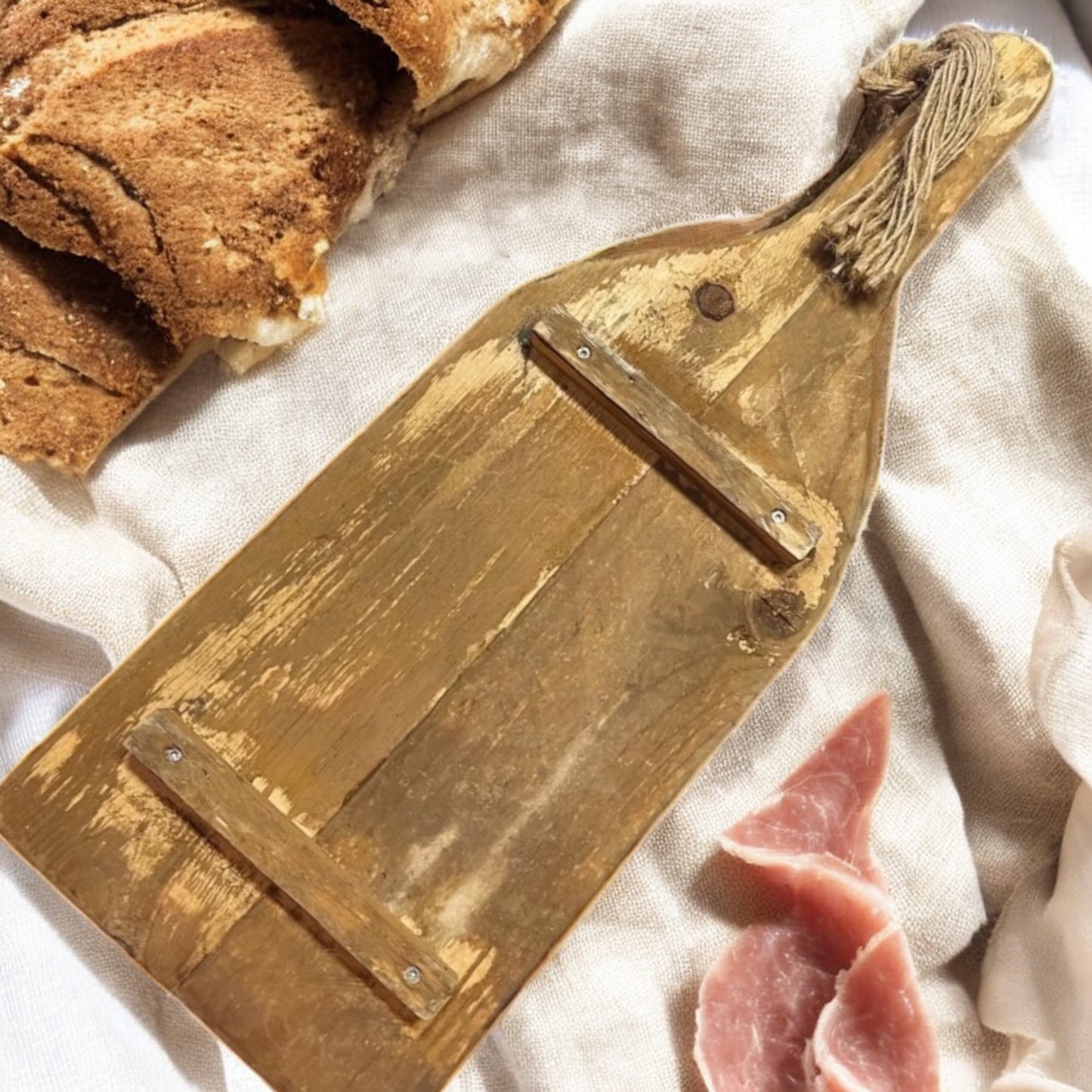 Vecchio tagliere da cucina