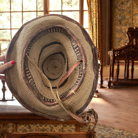 Cappello tradizionale Fulani africano da capofamiglia