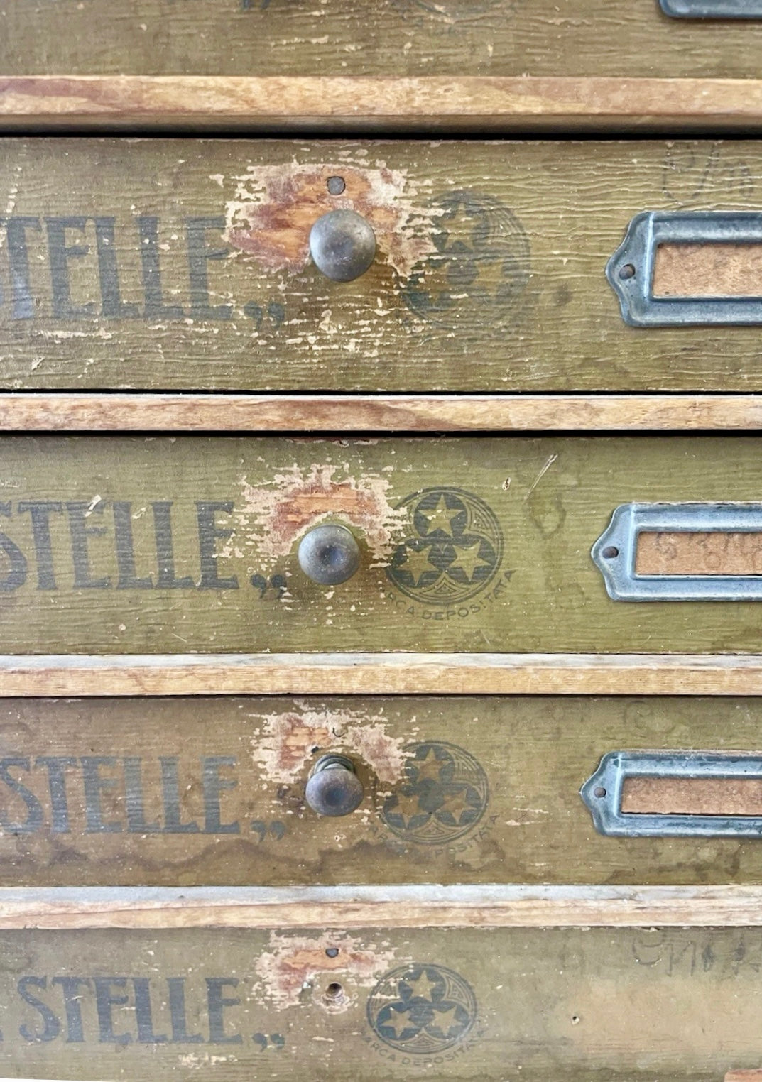 Grande cassettiera mobile merceria Cucirino Tre Stelle anni ‘30