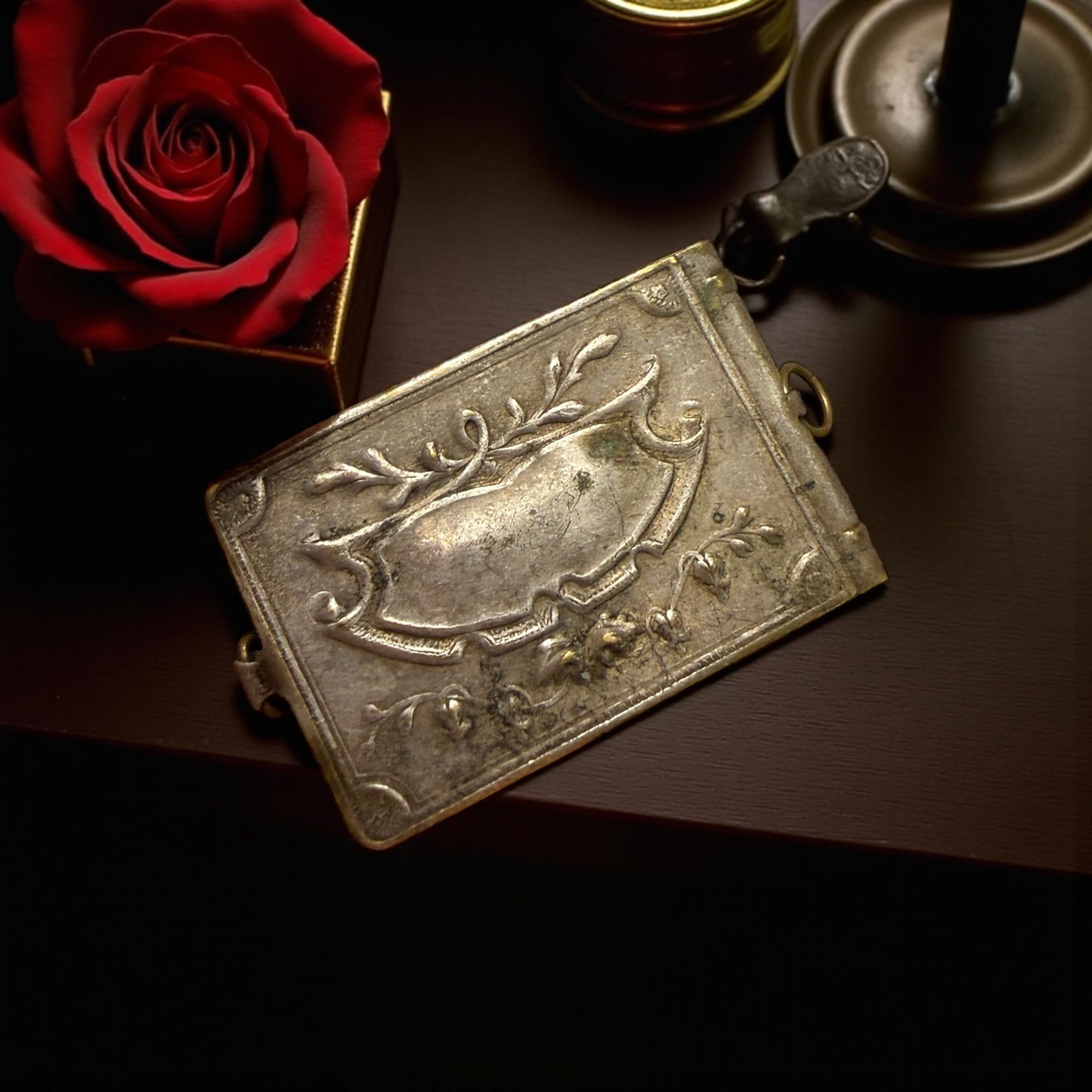 Gioiello pendente, rarità d’epoca, anni 10 20 libro in miniatura con fotografie Algeri