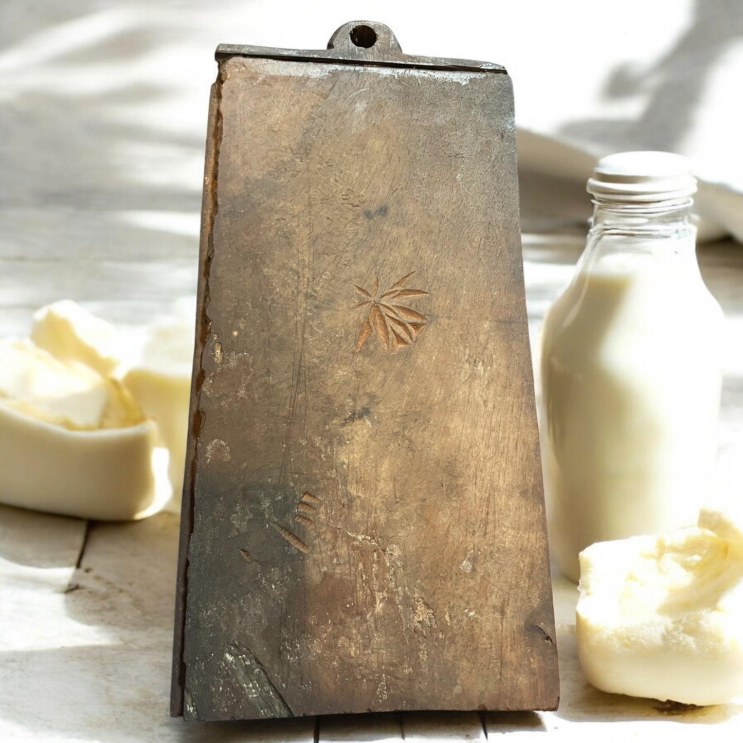 Coppia stampi alpini per burro ottocenteschi