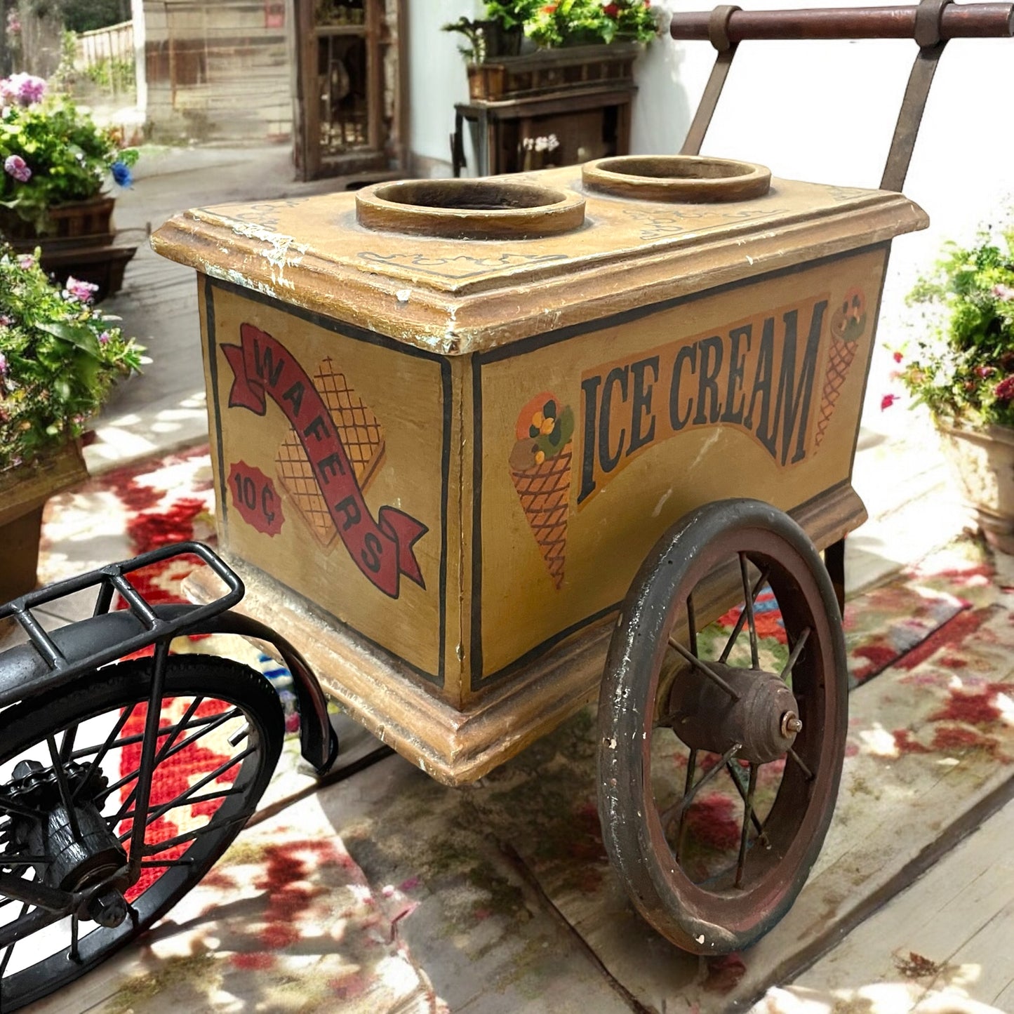 Giochi d’epoca, anni ‘40-‘50, carretto gelati e bicicletta tandem