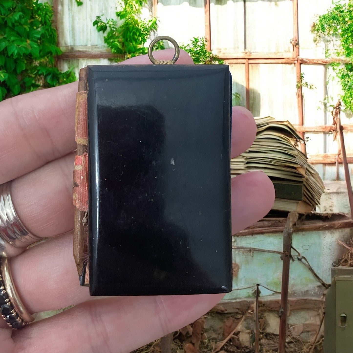 Carnet de bal fine ‘800, con scudo d’argento per iniziali, da chatelaine