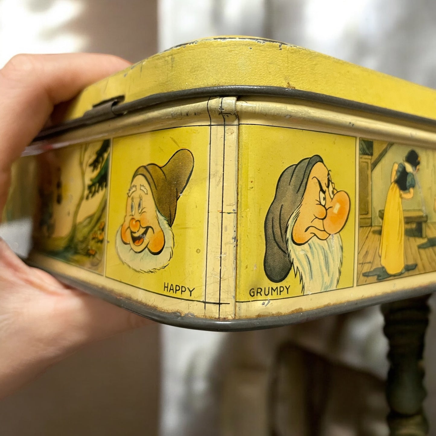 Antica rarissima scatola latta Snow White Disney Biancaneve anni ‘40