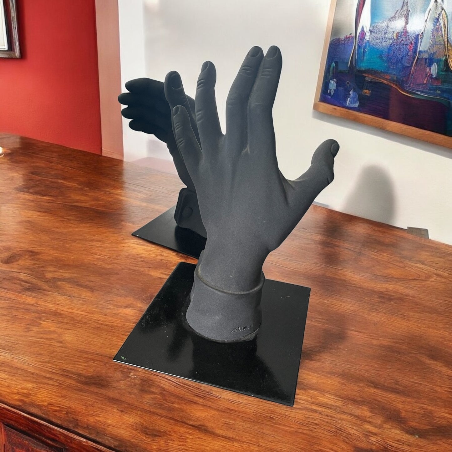 Coppia sculture mani Antartidee design, firmate, 1991