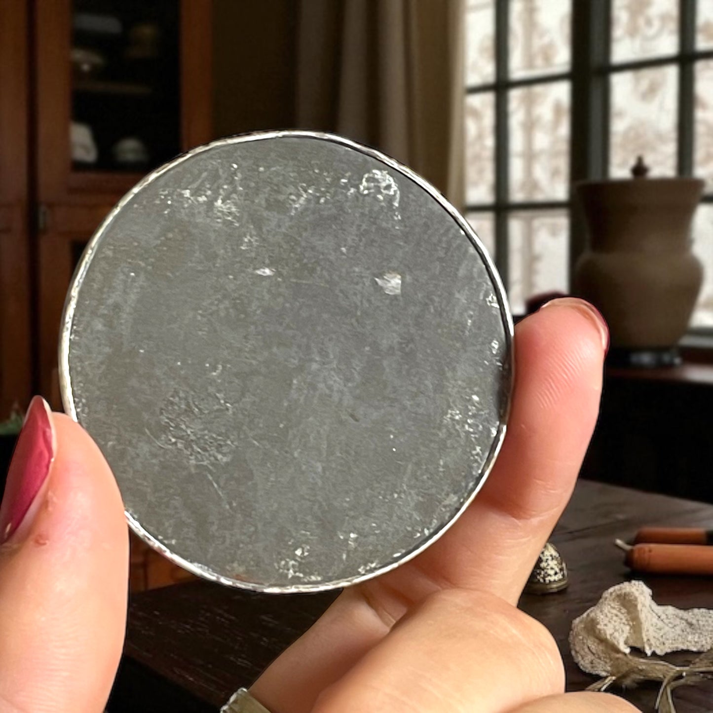 Puntaspilli in argento e velluto, stile liberty ca anni ‘20