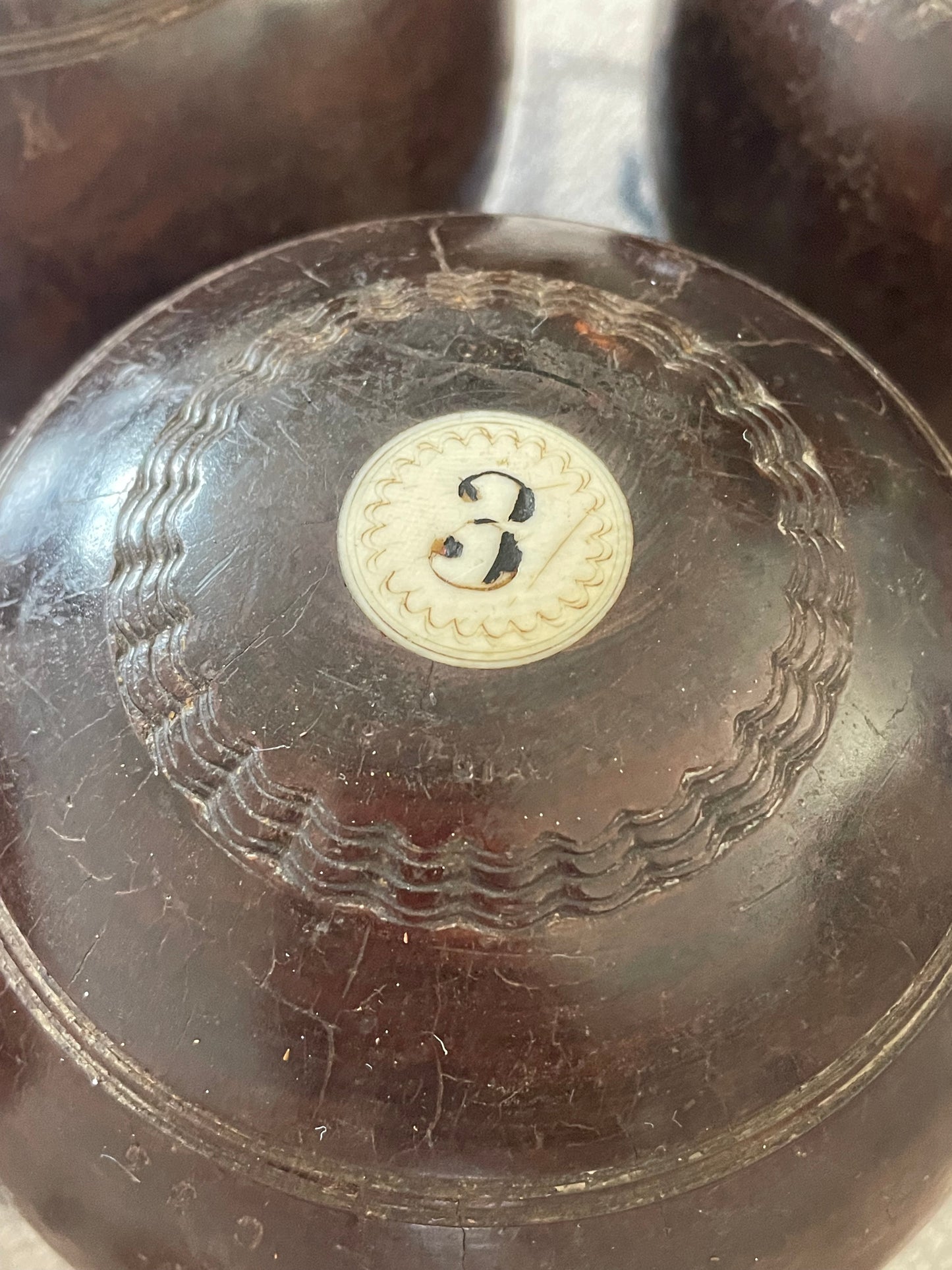 Set bocce agonistiche scozzesi con jack, casa Thomas Taylor, anni ‘20-‘30