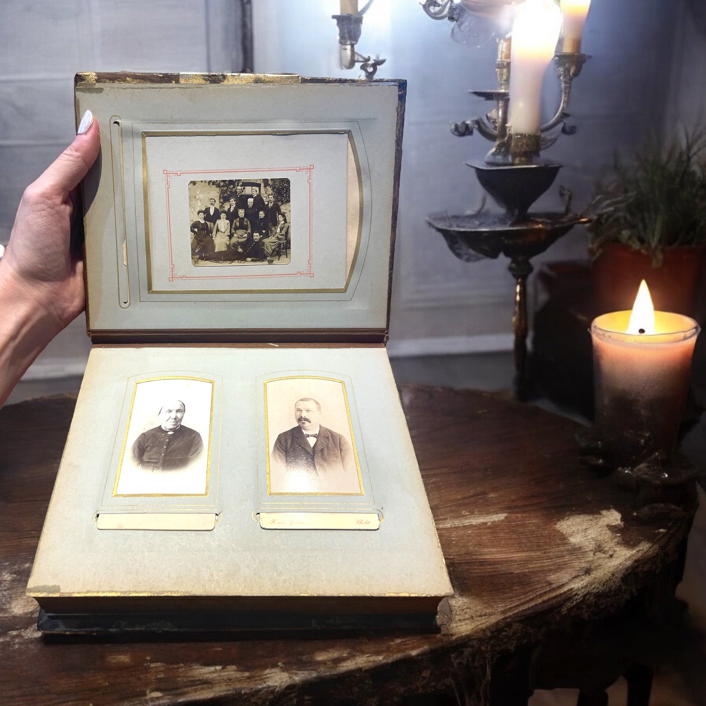 Album tardo ‘800 con 25 antiche fotografie coeve