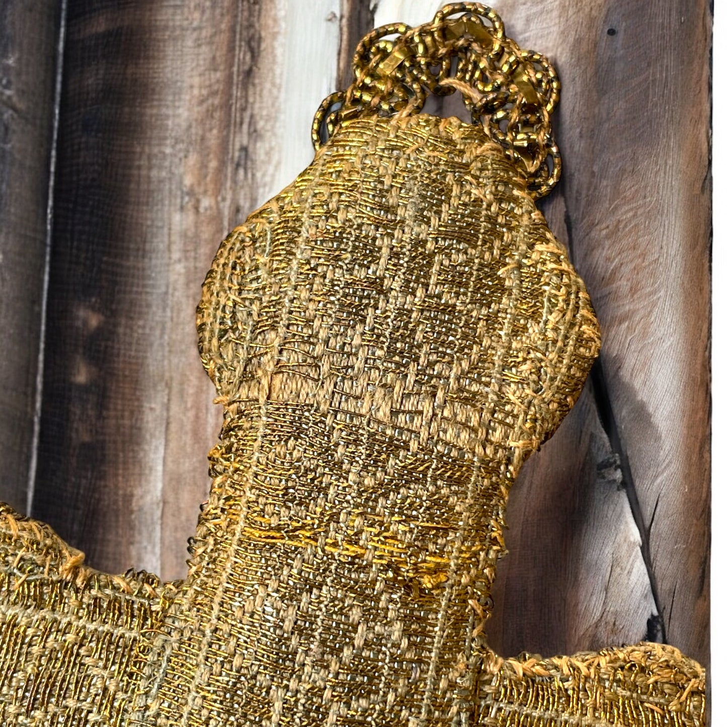 Croce in filo d’oro e passamaneria d’epoca con pietre recenti