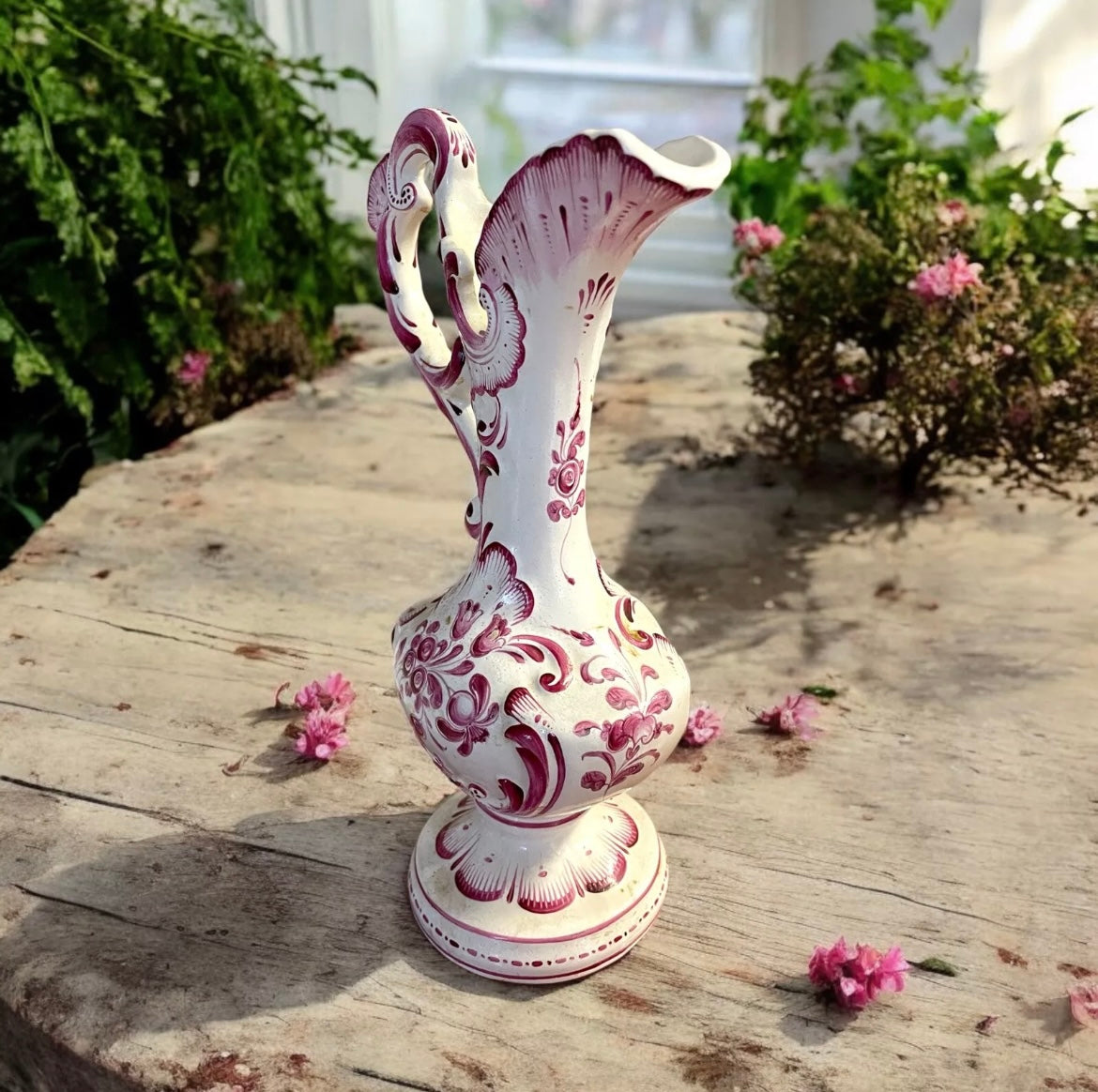 Antico versatoio liberty primo ‘900 riccamente decorato