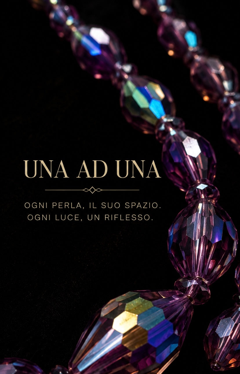Collana con perle in vetro sfaccettato degradé color malva e finitura aurora Borealis