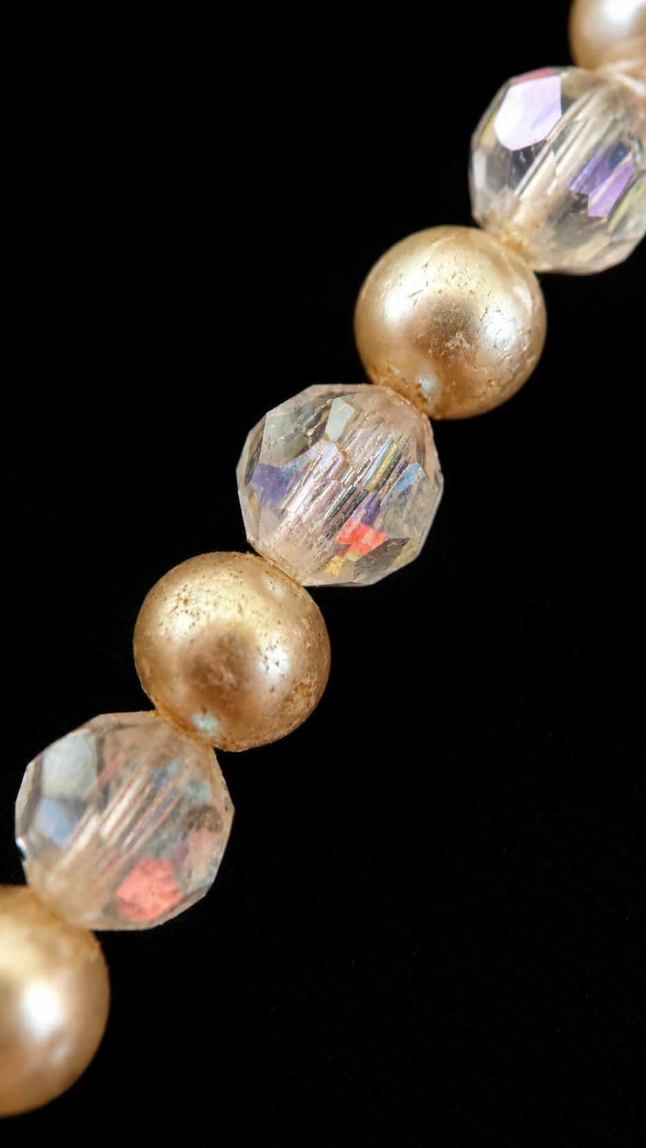 Collana 72 cm perle alternate a vetro sfaccettato, anni ‘50, vintage