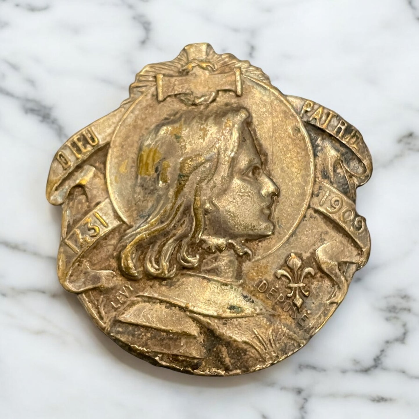 Spilla commemorativa 1909 beatificazione Giovanna d’Arco