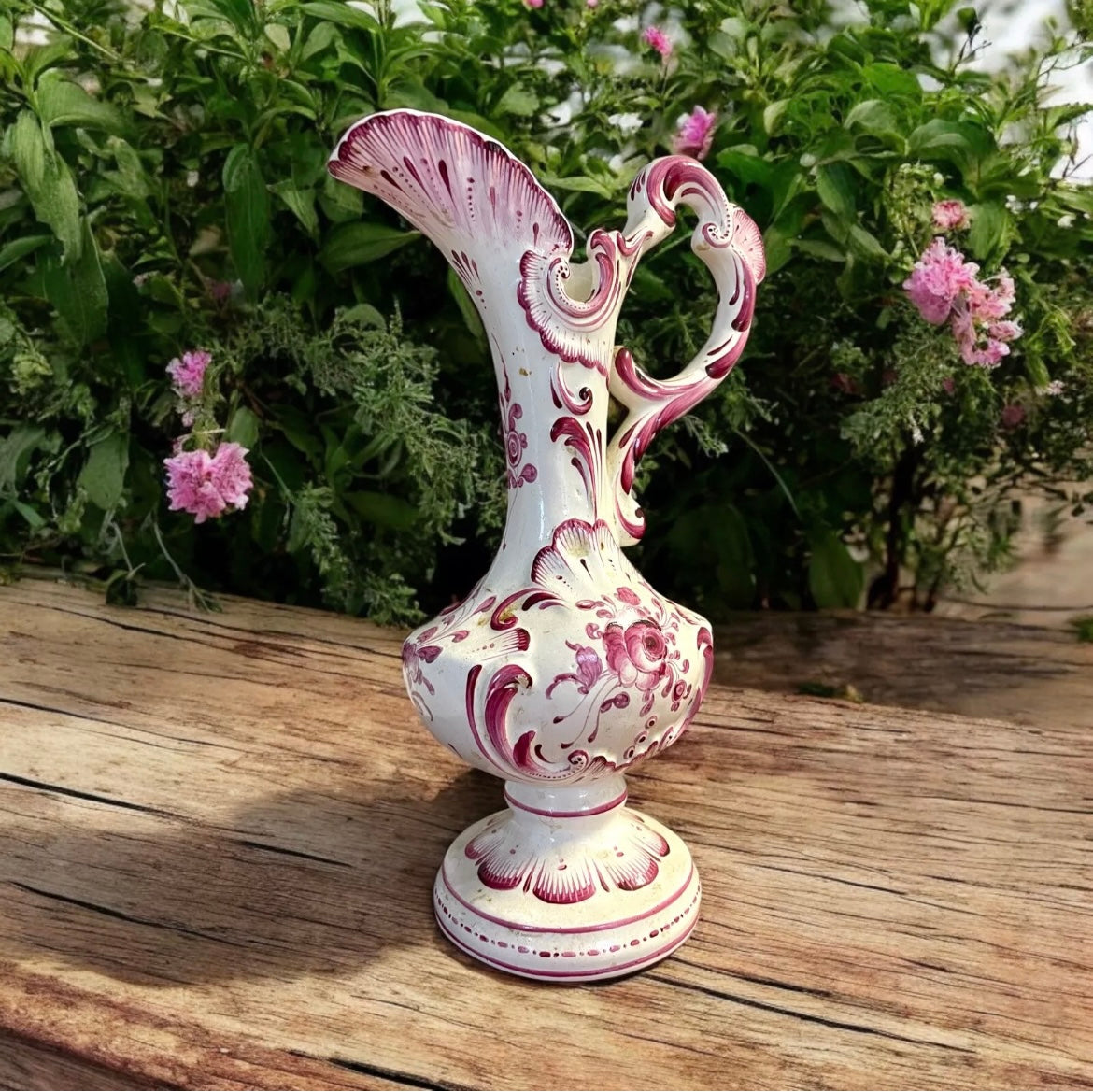 Antico versatoio liberty primo ‘900 riccamente decorato
