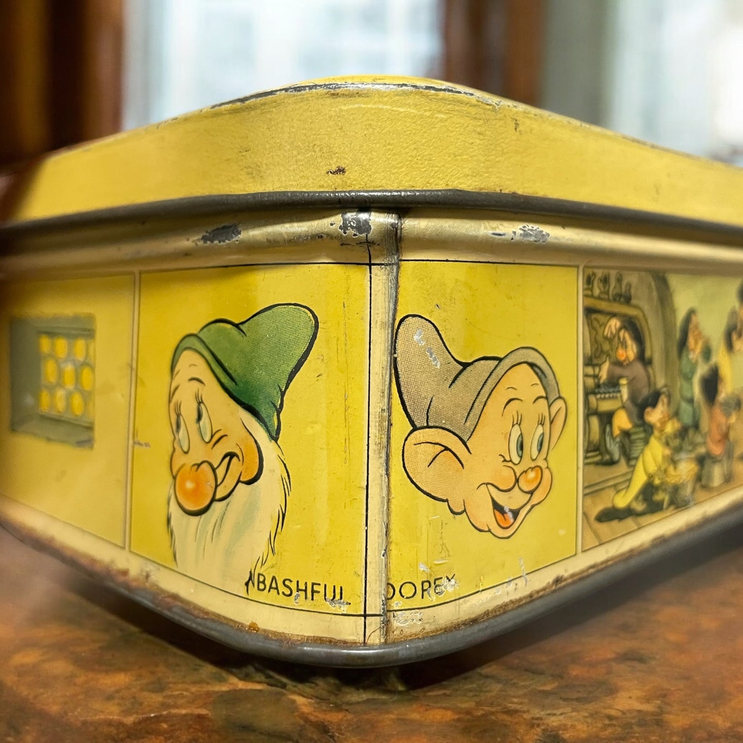 Antica rarissima scatola latta Snow White Disney Biancaneve anni ‘40