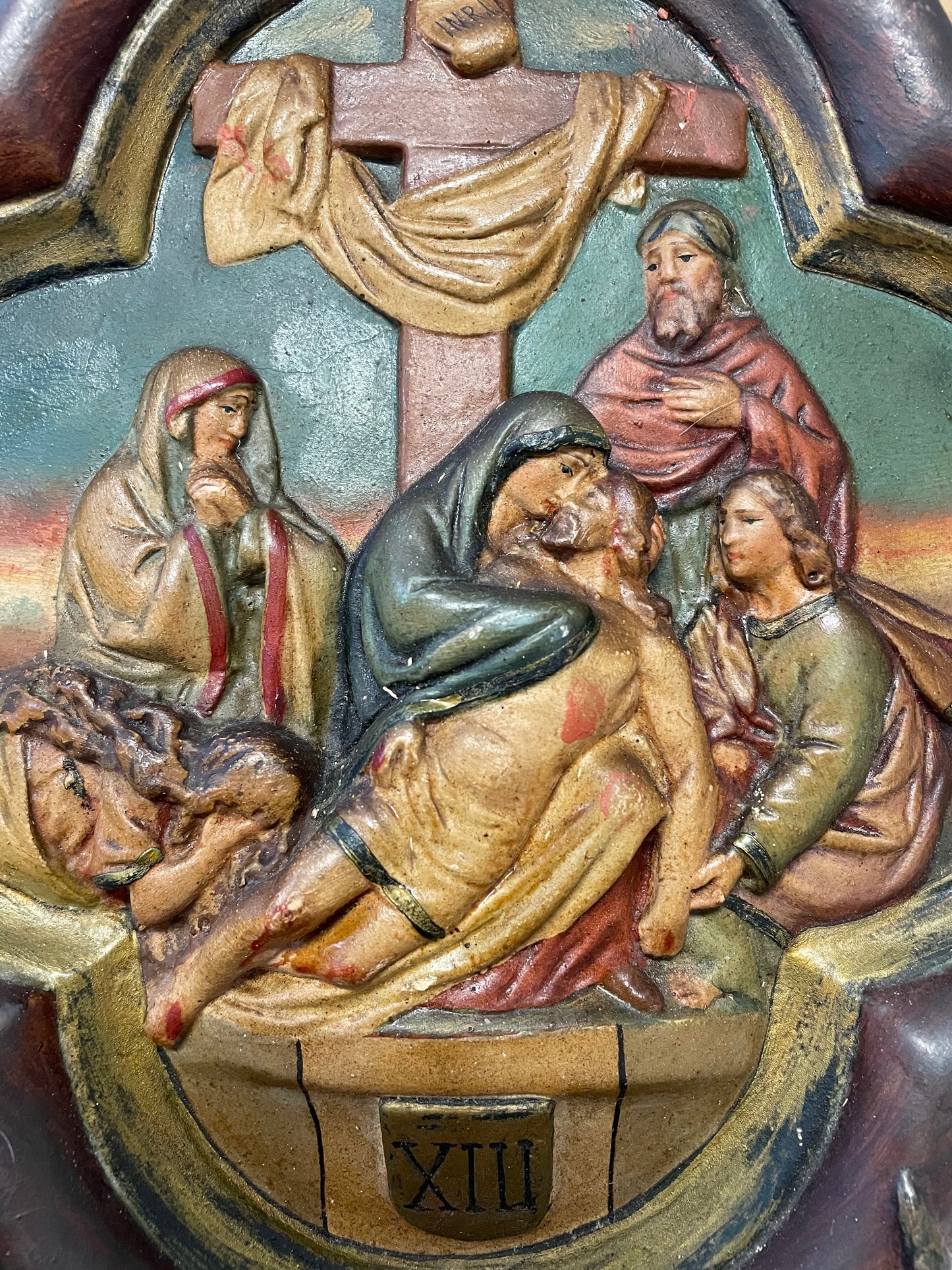 Stazione della via crucis in gesso prima metà novecento