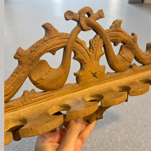 Antico porta pipe intagliato a mano, olandese, 8 postazioni, fine ‘800 - primo ‘900.
