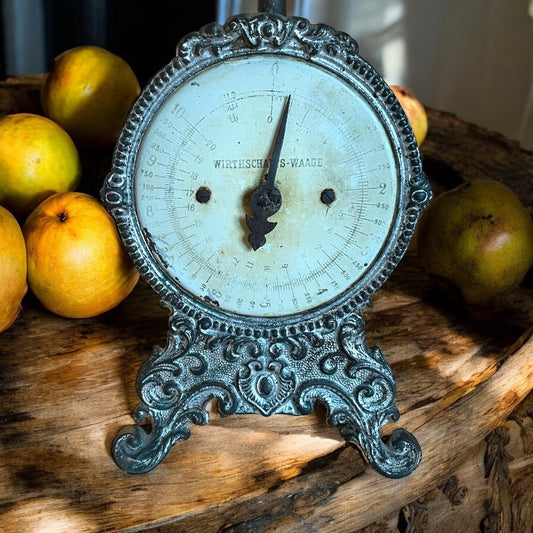 Antica bilancia ad un piatto, ghisa, primo ‘900