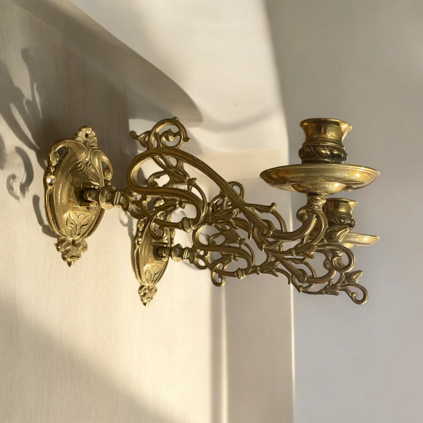 Coppia candelabri da pianoforte, Liberty, fine ‘800 - primo ‘900