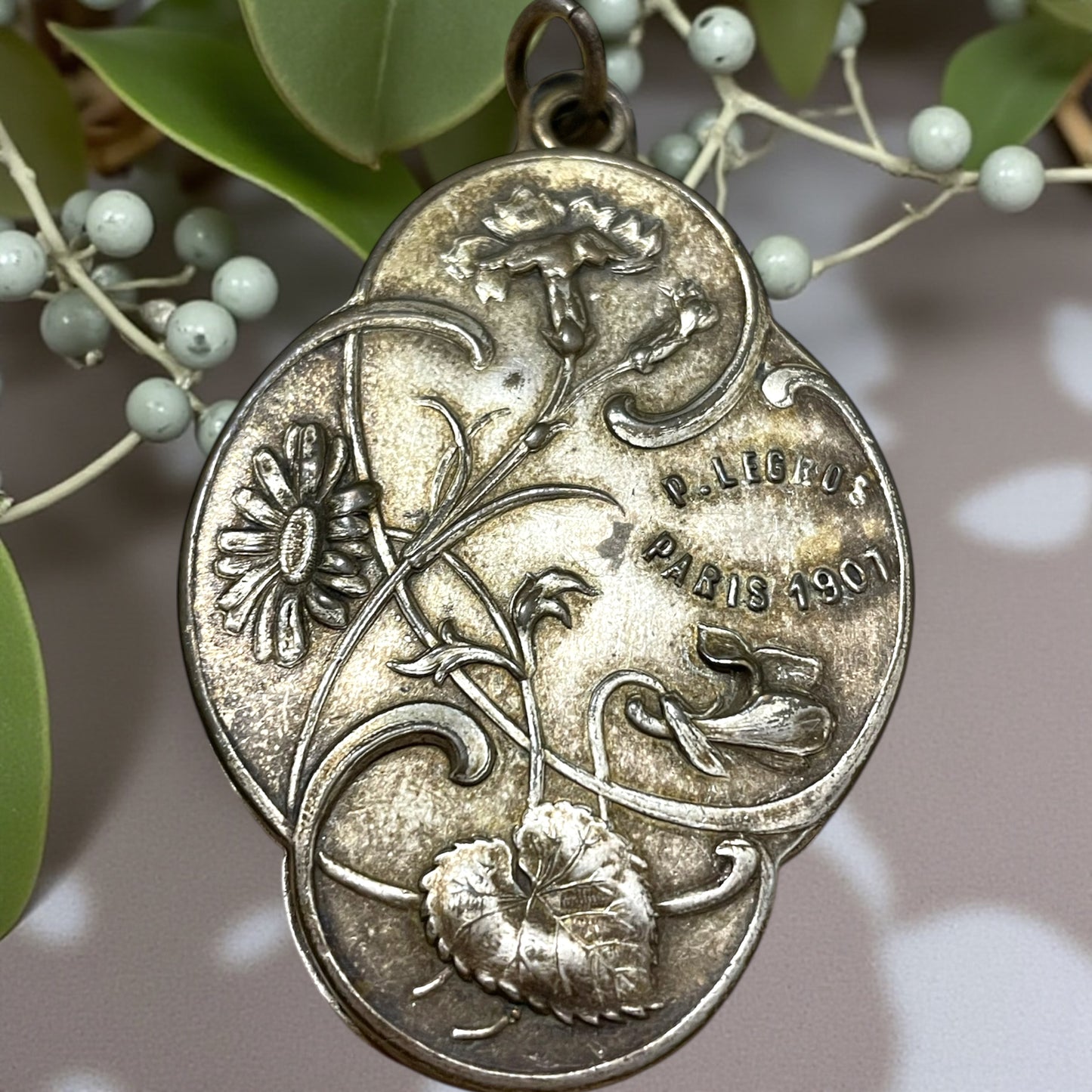 Pendentif miroir art Nouveau argento, pendente gioiello apribile firmato P. Legros 1901