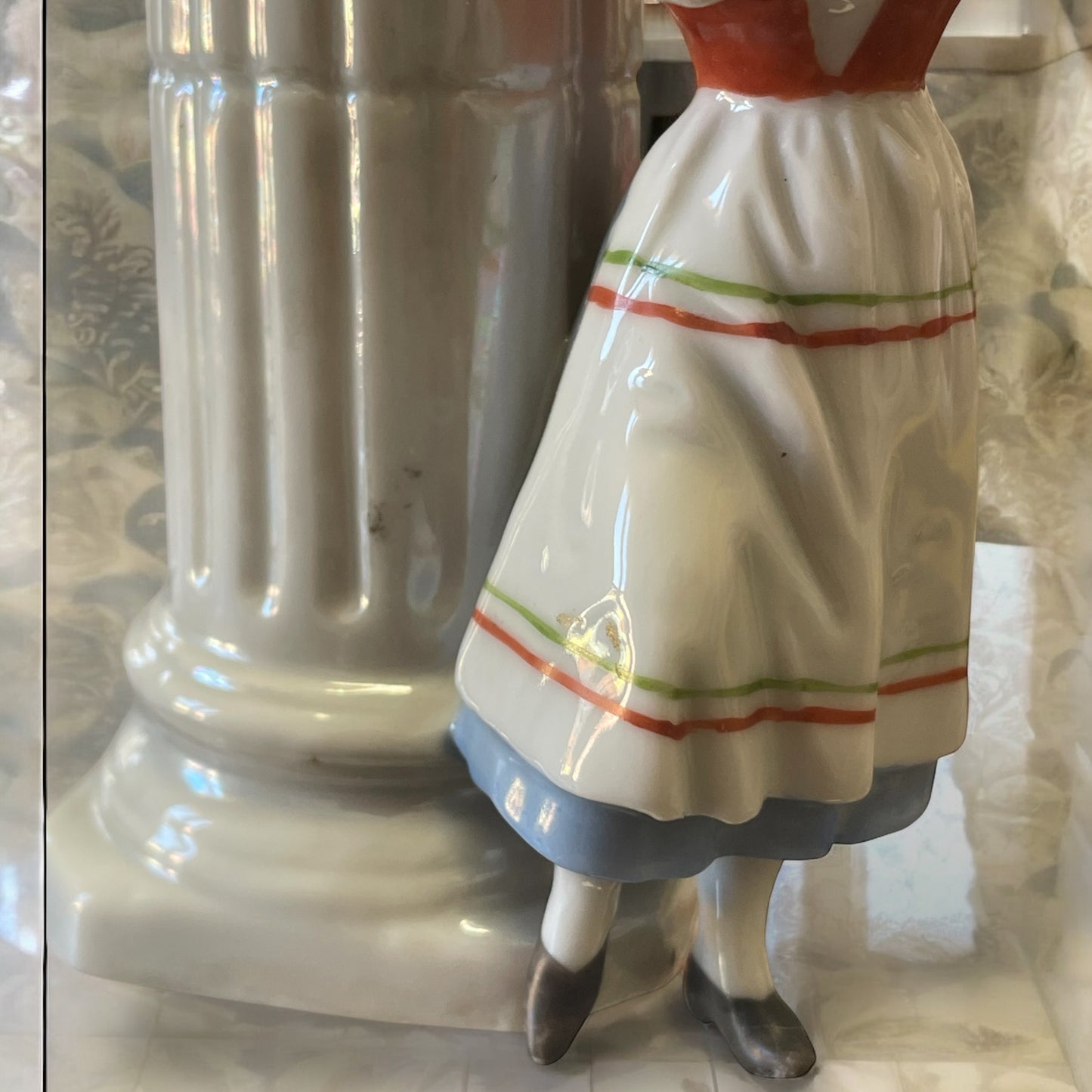 Vaso soliflore con danzatrice, porcellana tedesca anni ‘50