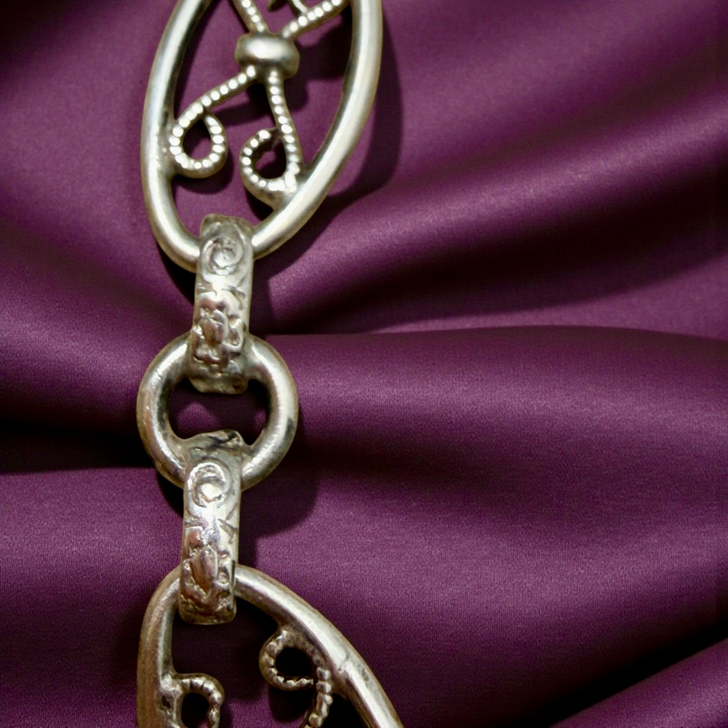 Bracciale in argento ricavato da antica catena da panciotto, fine ‘800 con chiusura contemporanea