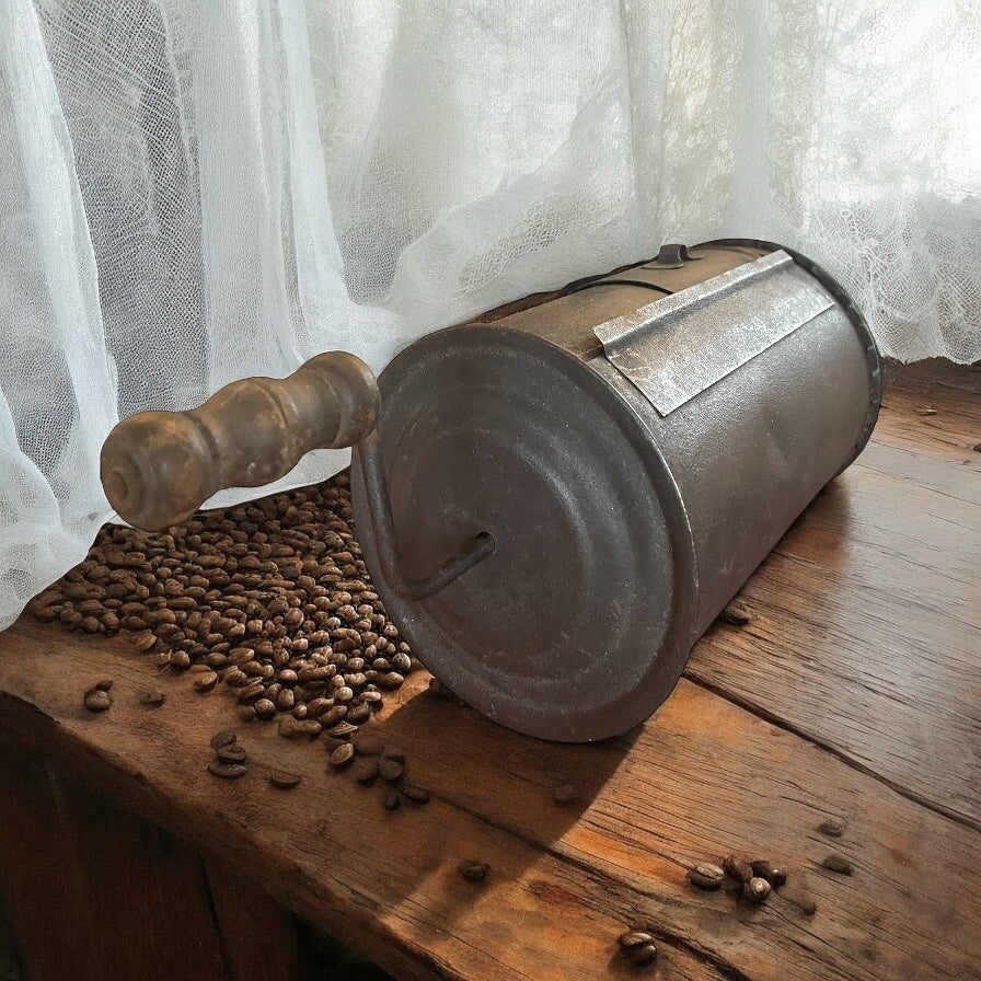 Antico tosta caffè da camino o stufa