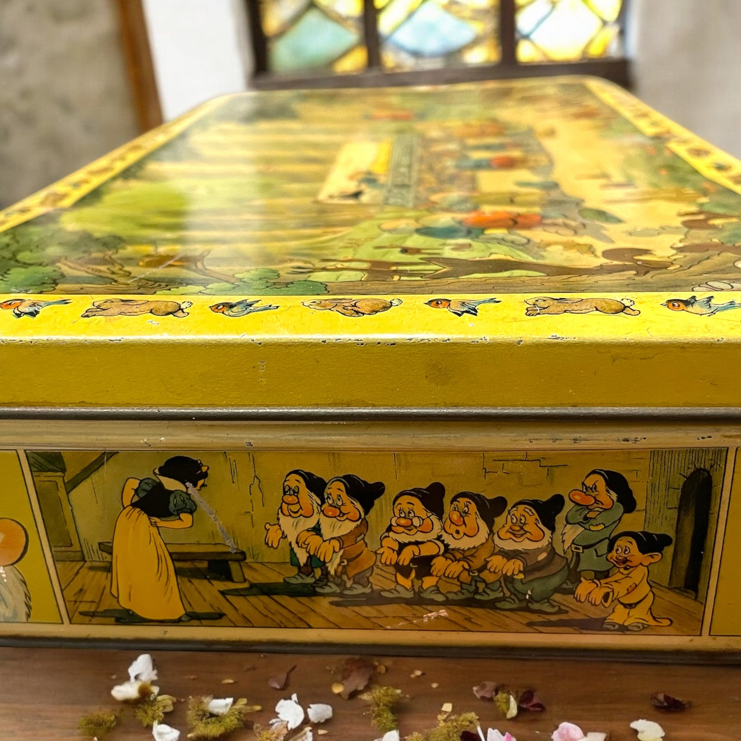 Antica rarissima scatola latta Snow White Disney Biancaneve anni ‘40