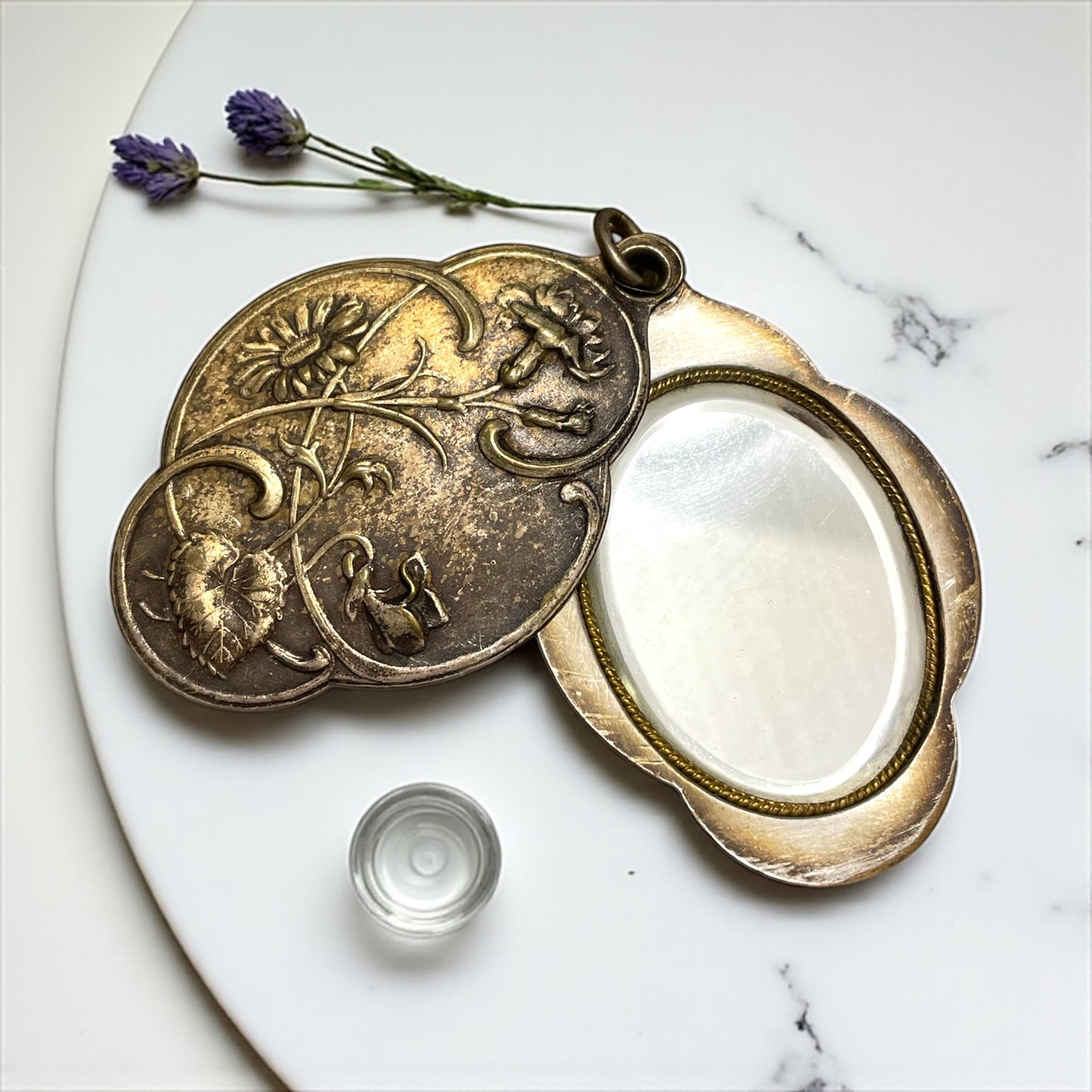 Pendentif miroir art Nouveau argento, pendente gioiello apribile firmato P. Legros 1901