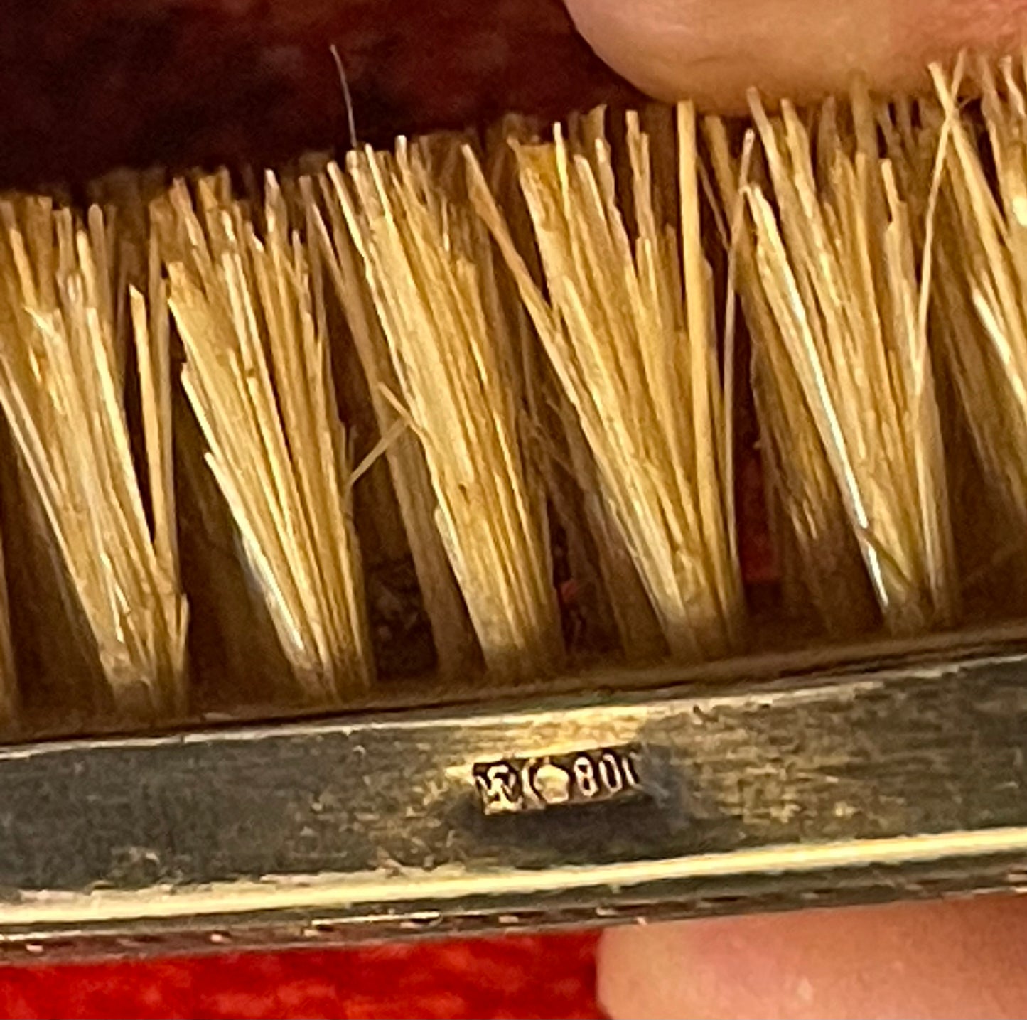 Splendida spazzolina da unghie in argento 800, antica, primo ‘900 decorato