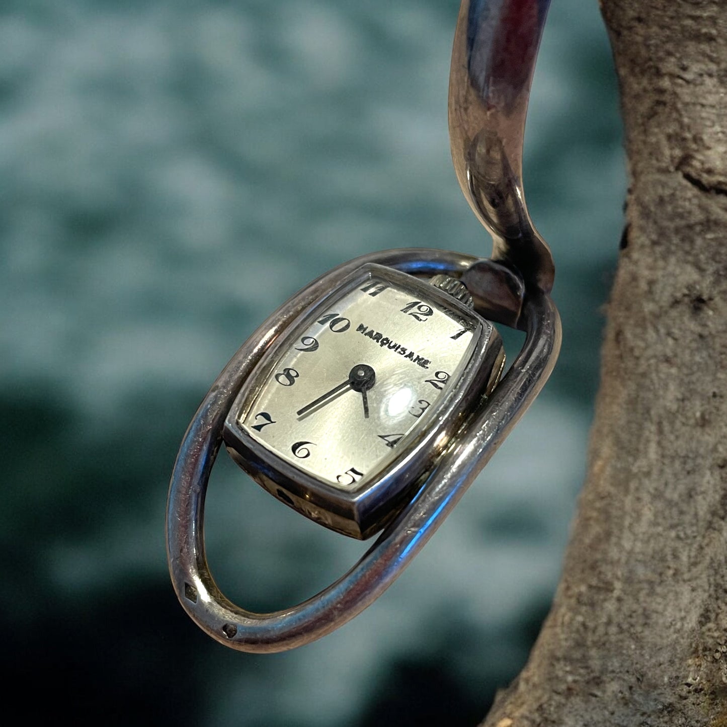 Orologio Marquisane meccanico in argento massiccio, anni ‘40