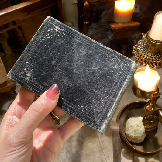 Antico libro formulario di ingegneria 1886