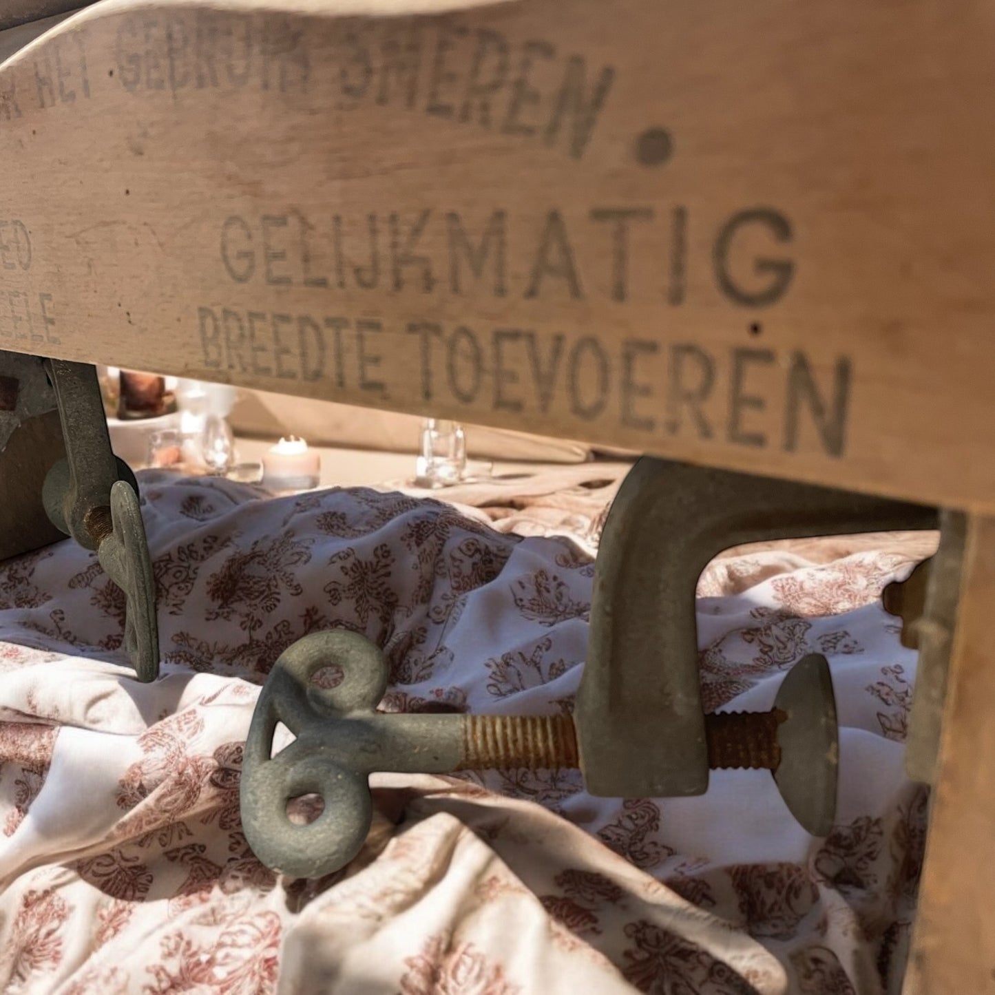 Grande antica strizza panni anni ‘20 Gladiator, funzionante