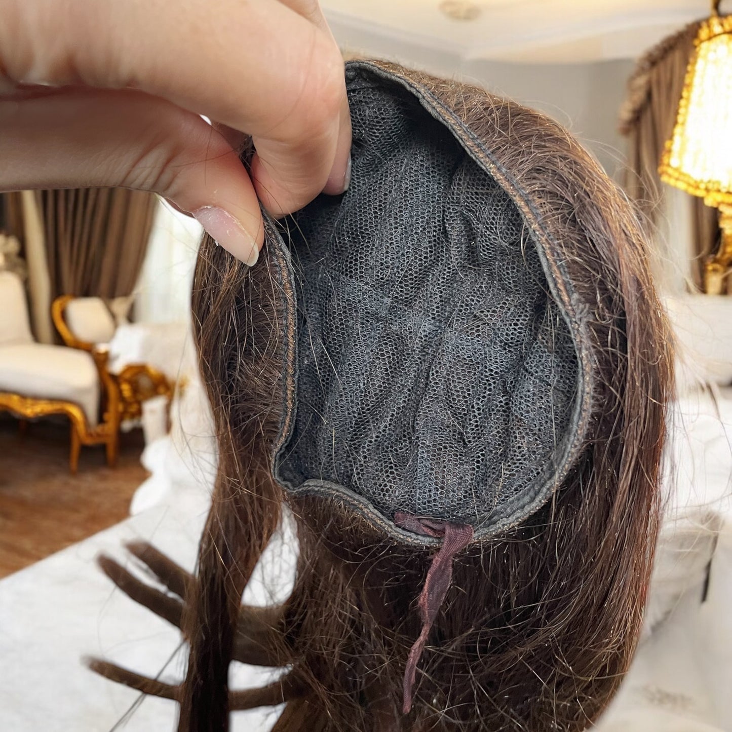 Set di 3 antichi posticci, 2 in capelli veri, con scatola anni ‘20