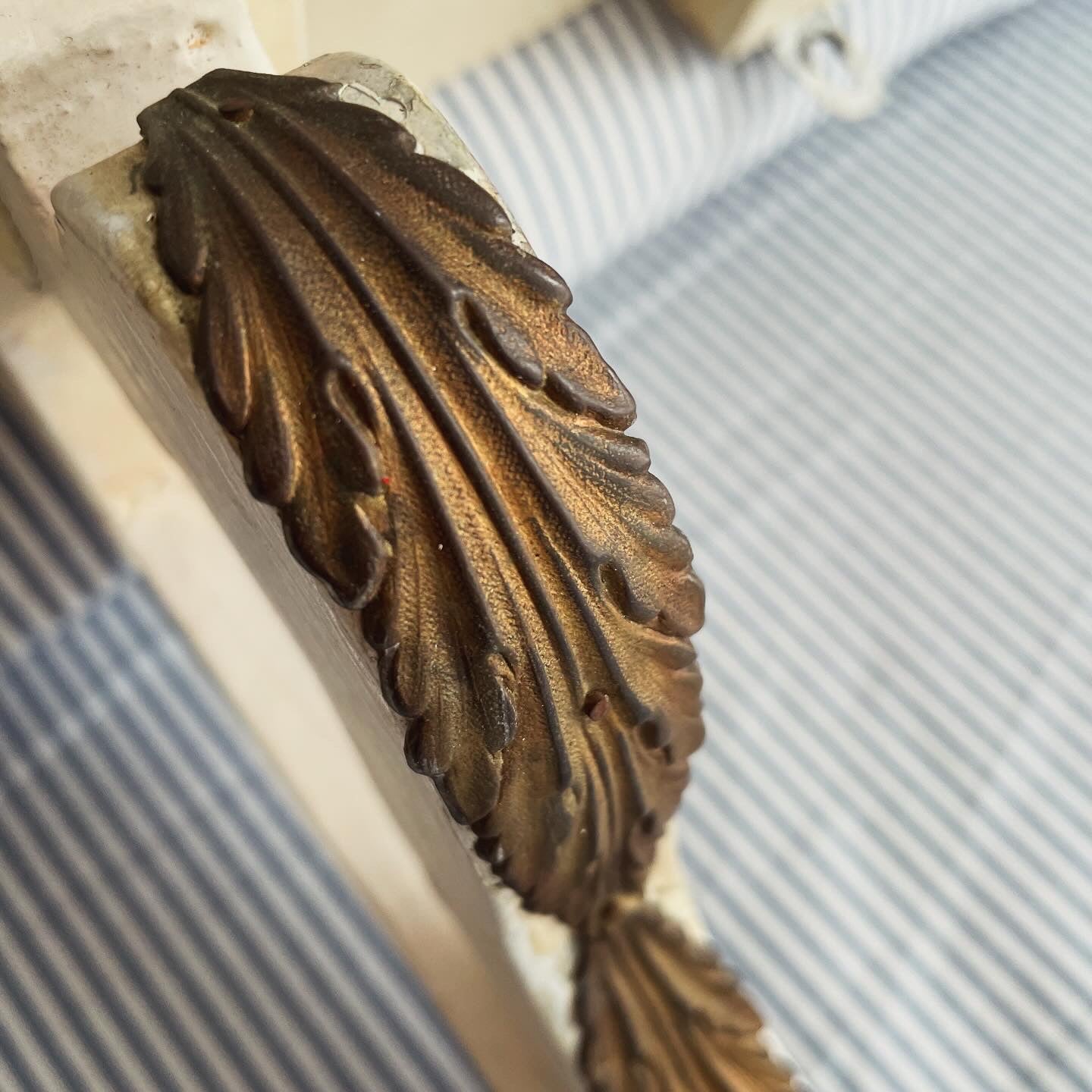 Console antica impero con palmette