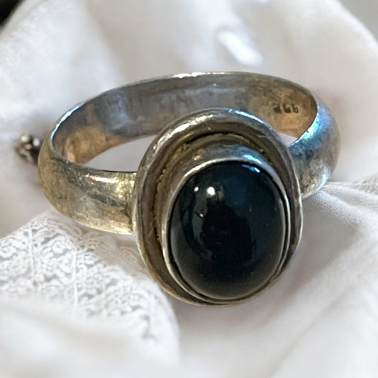 Anello argento 925 vintage con cabochon onice nero