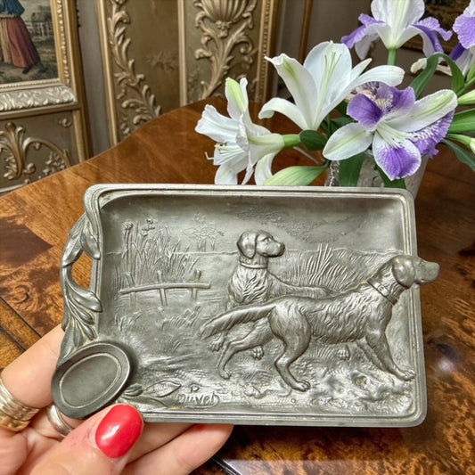 Svuota tasche posacenere d’epoca mid century con rilievo venatorio firmato